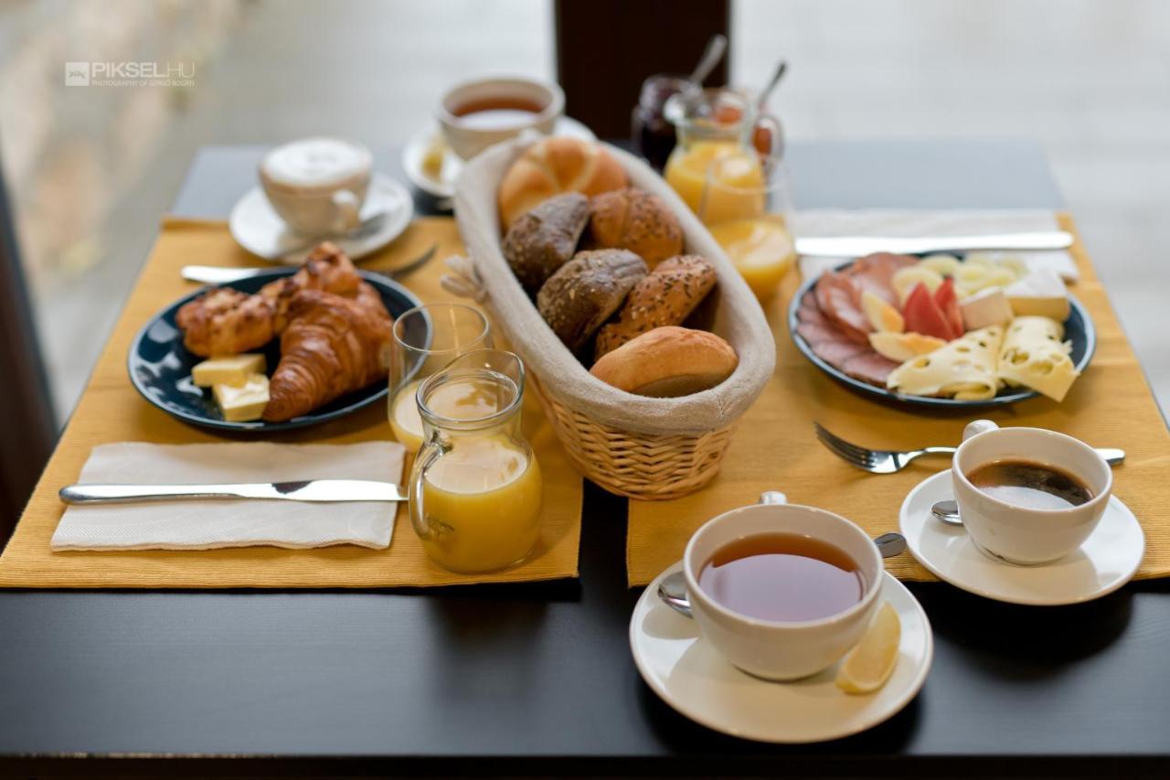 Bed and Breakfast Szitakoeto Panzio Фертёракош Экстерьер фото